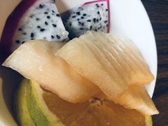 -豪享来中西餐厅(延安东路店)