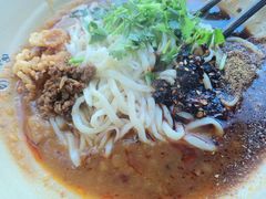 -方铲铲·成都板凳面(滨江银泰店)