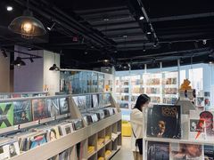 -浣熊唱片店(上海影城店)