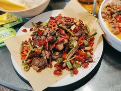 -川流不息·地道川菜·小龙虾(松东路店)