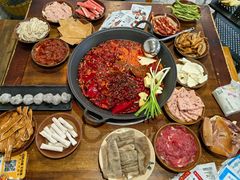 -黄潇洒老火锅(九眼桥宏济巷店)