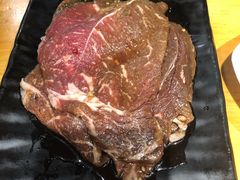 牛板腱-唯成•韩国炭火烤肉 유성고기