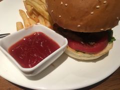 蘑菇芝士汉堡-ZEMOCAFE·FUSION FOOD(西交利物浦店)