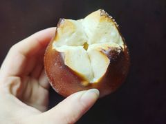 碱水芝士面包-tuan woodfire kitchen(锦绣坊店)