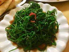 -老钟家烤羊排·敦伊阁清真餐厅胡羊焖饼