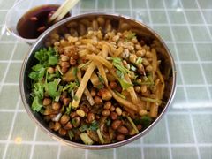-红鼻子桂林米粉(金唐新光界店)