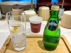 巴黎水-哈根达斯(天河城店)