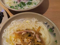 -亮亮拉面(师范路店)