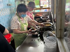 -灵山卢梅燕粉店