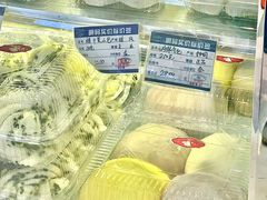 -白玉兰食品甜凤店(合生汇店)