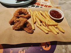 -必胜客(上海新南方商城PH店)