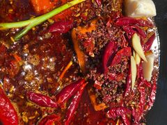 红油锅底微辣-贰回巷火锅馆(钟楼店)