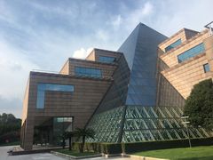 -上海市龙华烈士陵园