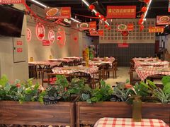 -洪霞餐馆·川菜·鲜货现炒(两江春城店)