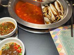 -廖掌柜·重庆鲜货火锅(上海首店)