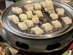 -围炉肉舍丹东海鲜烤肉·烤活鳗(步行街店)