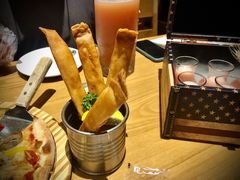 美国纽约克长条鲜虾卷-MR.ROCKY洛奇先生RESTAURANT&BAR(宝安壹方城店)