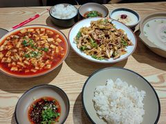 -叁煨蹄花·下饭盐帮菜(人民广场店)