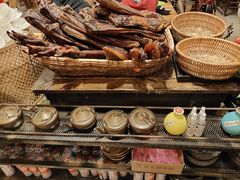 -霄汉牛三鲜湖北砂锅菜(万松园2店)