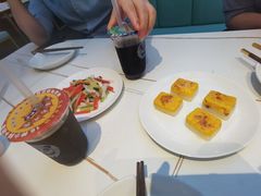 -阿瓦山寨·湘菜现炒·剁椒鱼头王(咸阳总店)