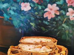 菠萝菠萝鸡肉芝士三明治-萤火虫咖啡(后海店)