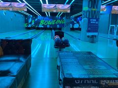-世代星球·保龄球·镭战真人CS·团建(杨浦店)