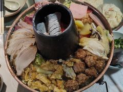 腾冲什锦炊锅-七步香云南山里菜(昆明老街店)