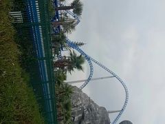 -七彩云南欢乐世界