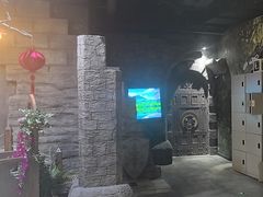 -暴风岛沉浸式体验馆(百联世纪店)