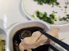 -洪氏嗨捞·广东猪肚鸡·椰子鸡火锅(西咸万象城店)