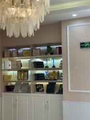 -Bollins波林丝•专研护发中心