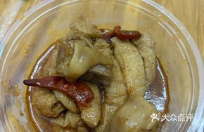 Pork Trotter with Dried Tofu Skin