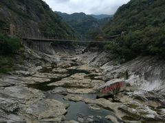 -燕子河大峡谷天坑仙境