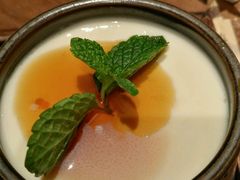 黑糖豆花-云海肴·汽锅鸡·云南菜(天山百盛优客店)