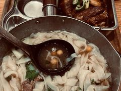 嬢嬢跷脚牛肉手工粉-小满手工粉(上海月星环球港店)