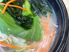 -灵芝妹子海鲜米线(香炉礁山姆店)
