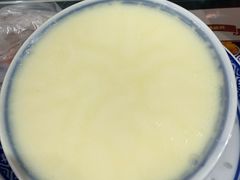 -广信牛奶甜品世家(台东店)