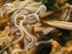 -柳州肥姨妈大骨螺蛳粉(万达中心店)
