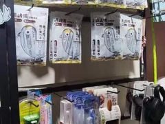 -车接车送·寄养洗护·德文猫舍(大宁店)