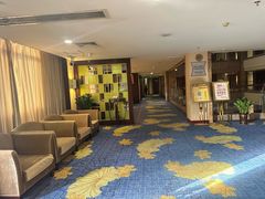 -肇庆国际大酒店(七星岩星湖景区店)