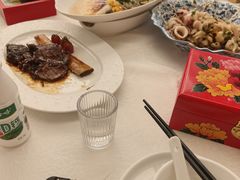 -品海楼·大连海胆锅贴馆(东港店)