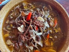 -汤锅大王(新平曹苏黄牛汤锅有限公司)