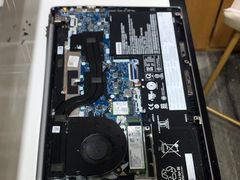 -新田360广场(上海华侨城店)