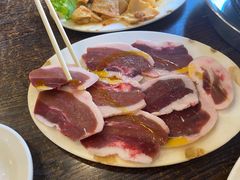 -韩风烤牛肉冷面店