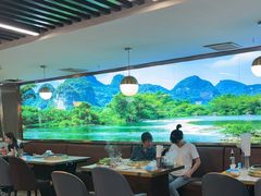 -布罗城堡自助烧烤(鸿通城购物中心店)
