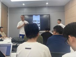 点击看大图 -浙江1+1主持人工作室