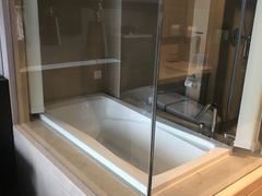 -扬州东关街文昌阁桔子水晶酒店