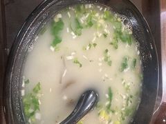 -万红路羊汤烧饼店(将台路店)