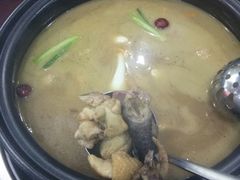 野生菌土鸡火锅-菌之家·专业纯野生菌火锅·特色炒菌