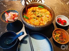 苗家酸汤鱼-山石榴·贵州菜(丰盛里店)